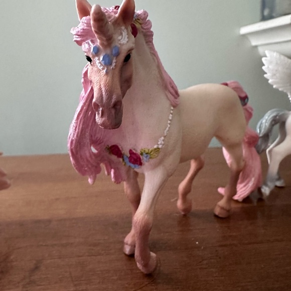 Schleich unicorn and Pegasus lot - Picture 3 of 7
